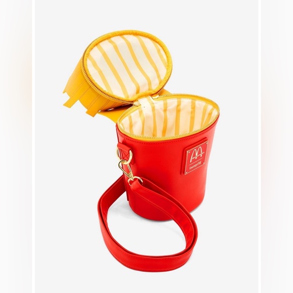 Loungefly McDonald’s French Fry Crossbody Bag, new with tags. - Picture 3 of 3